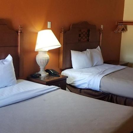 Lotus By Hotel Inn Ontario Ngoại thất bức ảnh